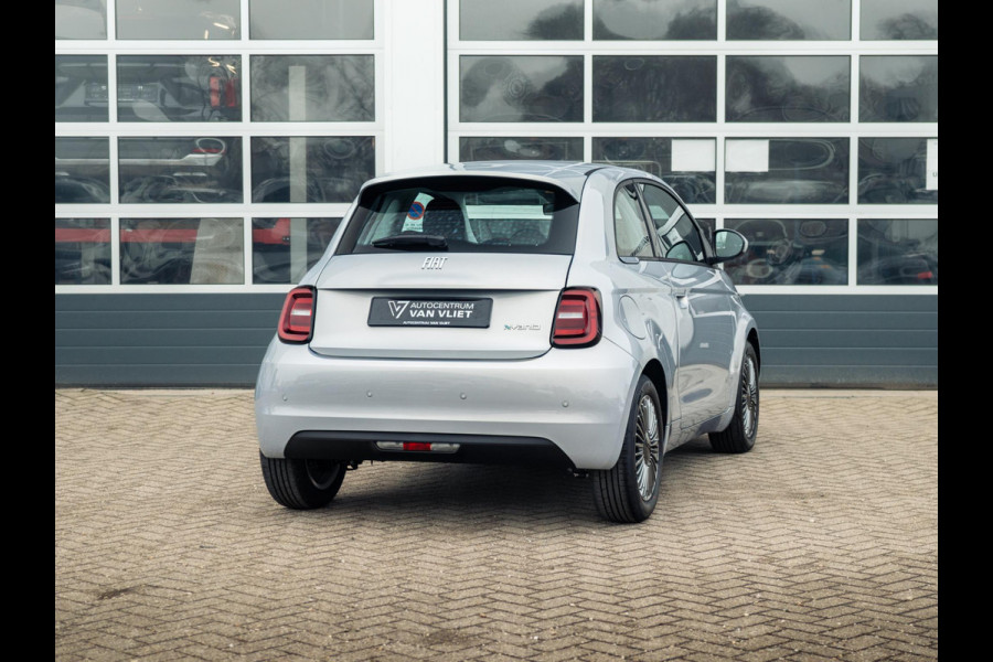 Fiat 500 Hybrid Torino Launch Edition | Clima | Carplay | PDC | Priv Glass | Celestial Blue