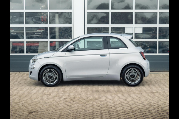 Fiat 500 Hybrid Torino Launch Edition | Clima | Carplay | PDC | Priv Glass | Celestial Blue