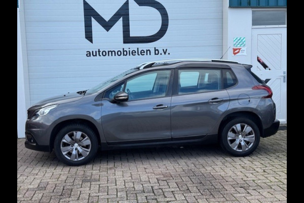Peugeot 2008 1.2 Blue Lion - Trekhaak - Panorama dak - NAP