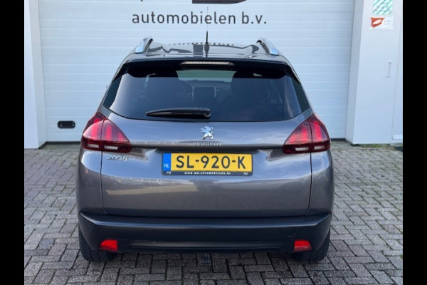 Peugeot 2008 1.2 Blue Lion - Trekhaak - Panorama dak - NAP