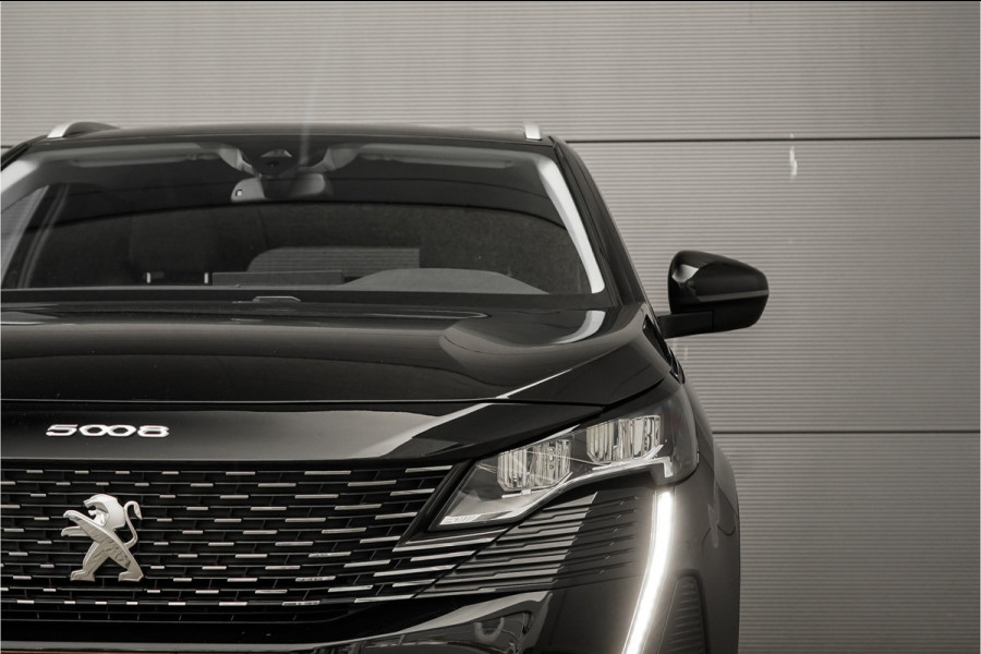 Peugeot 5008 1.2 PureTech Allure Pack CarPlay Camera Stoelverw 18"