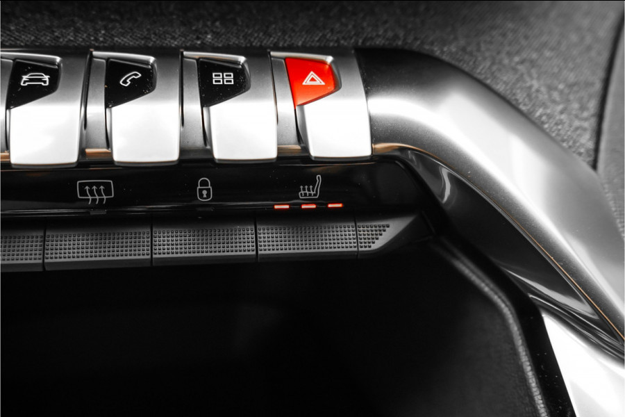 Peugeot 5008 1.2 PureTech Allure Pack CarPlay Camera Stoelverw 18"