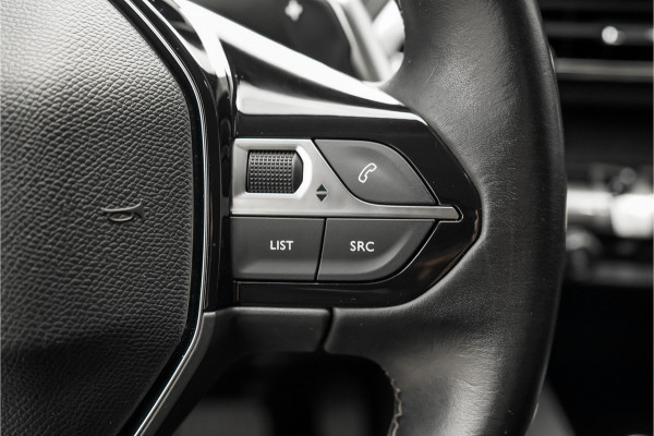 Peugeot 5008 1.2 PureTech Allure Pack CarPlay Camera Stoelverw 18"