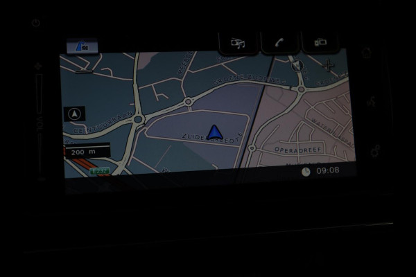 Suzuki Vitara 1.4 Boosterjet Select Smart Hybrid | Stoelverwarming | Trekhaak | Adaptive cruise | Carplay | Camera | Full LED | Navigatie | Climate control | Parkeerhulp