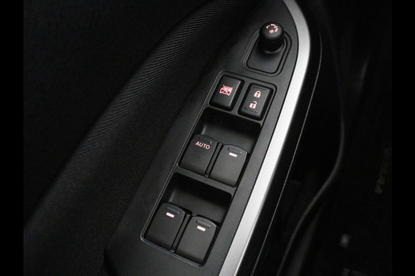 Suzuki Vitara 1.4 Boosterjet Select Smart Hybrid | Stoelverwarming | Trekhaak | Adaptive cruise | Carplay | Camera | Full LED | Navigatie | Climate control | Parkeerhulp