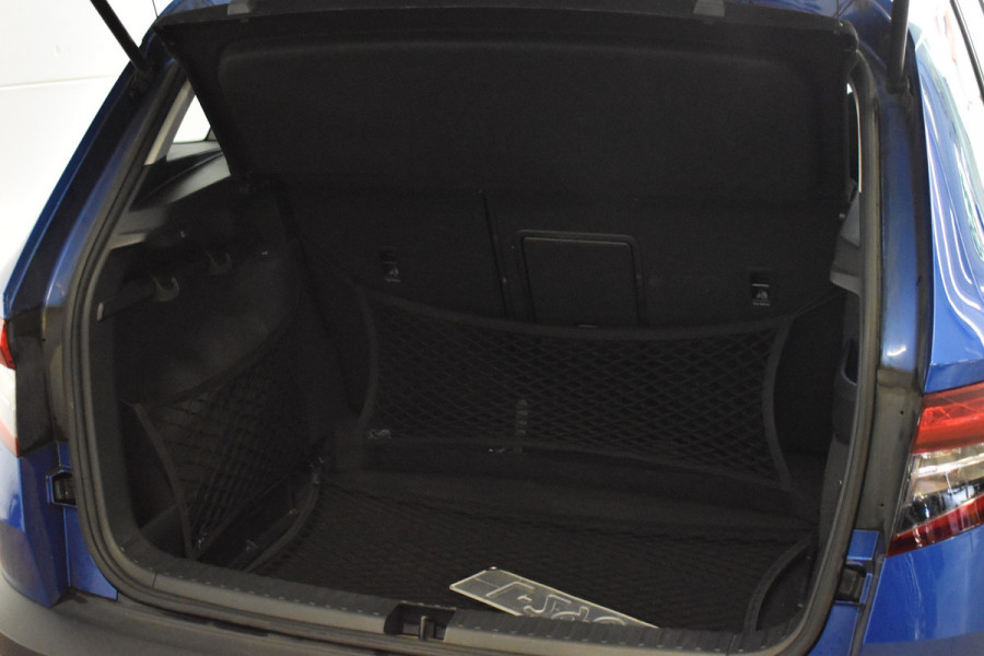 Škoda Karoq 1.5 TSI 150PK ACT BUSINESS EDITION PLUS CAMERA/NAVI/TREKHAAK