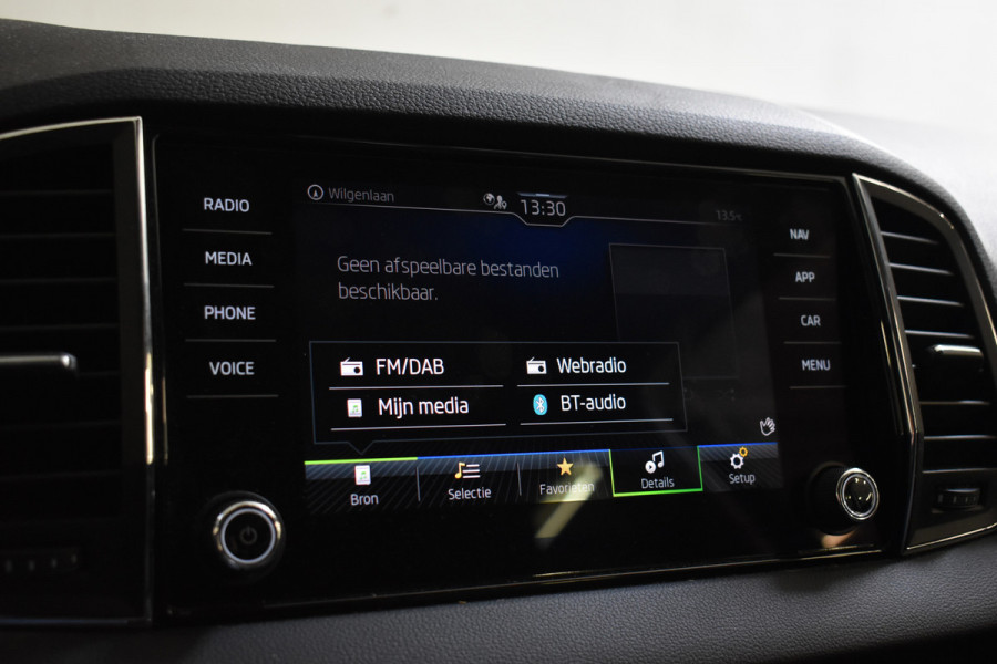 Škoda Karoq 1.5 TSI 150PK ACT BUSINESS EDITION PLUS CAMERA/NAVI/TREKHAAK