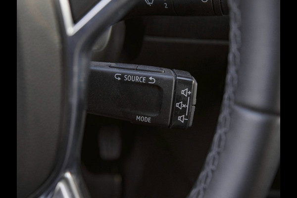 Renault Clio 1.0 TCe Zen Carplay|Clima|LMV|Lane-assist|PDC|Cruise