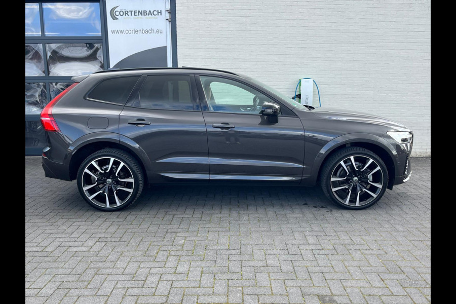 Volvo XC60 2.0 T8 Plug-in hybrid AWD Ultimate Dark Longe Range | Luchtvering | Bowers&Wilkins | Stoel verkoeling+massage | Panorama dak |