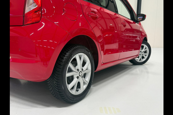 Seat Mii 1.0 FR 75PK Intense Pano Pdc Clima Led Cruise Airco Bluetooth Stoelverw.