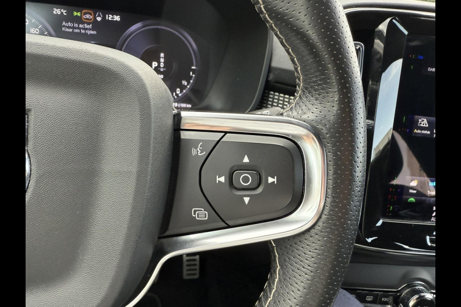 Volvo XC40 1.5 T4 Recharge R-Design 210pk | Parking pack | Draadloos opladen | PHEV | 1.800kg Trekgewicht