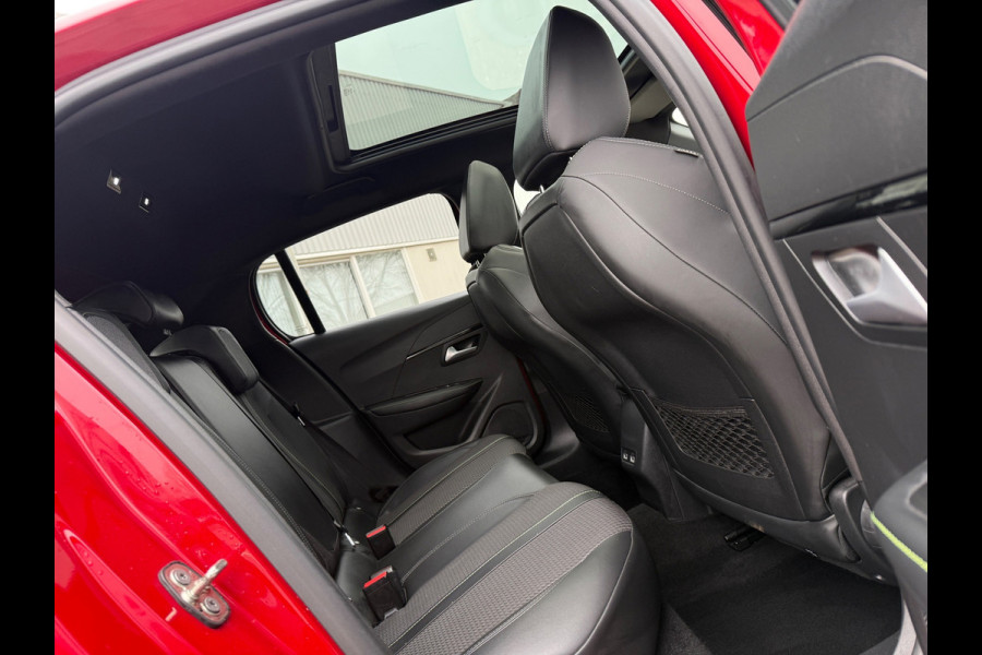 Peugeot 208 1.2 PureTech GT-Line AUTOMAAT PANO CARPLAY VIRTUAL LEDER NAP