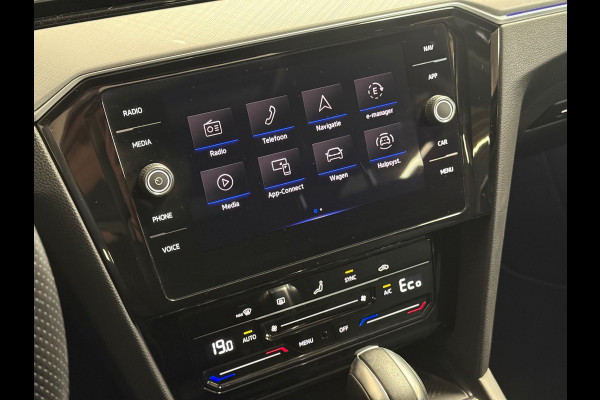 Volkswagen Passat Variant 1.4 TSI PHEV GTE Business | PANO | CARPLAY | BTW |