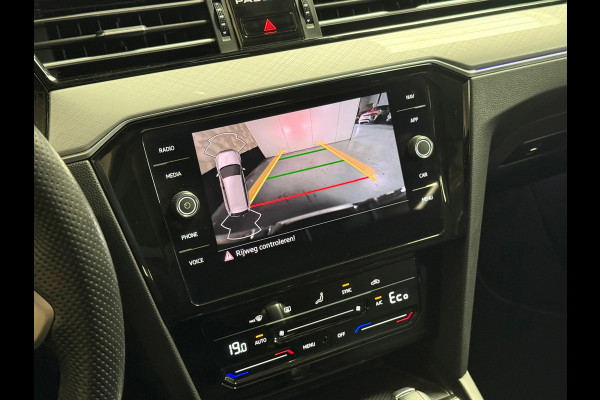 Volkswagen Passat Variant 1.4 TSI PHEV GTE Business | PANO | CARPLAY | BTW |