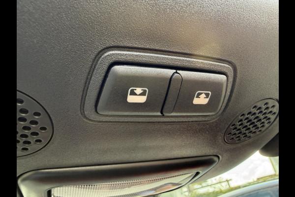 Fiat 500C RED Dolcevita 1.0 Hybrid Cabrio