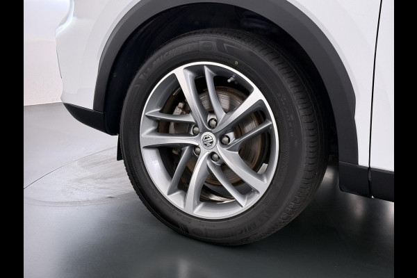 MG EHS 1.5 TGDI Luxury | MEGA COMPLEET!! | PHEV | MEGA COMPLEET! | COMPLETE HISTORIE AANWEZIG | FABRIEKS GARANTIE TM 09-2030| 52km WLTP ELECTR RIJBEREIK, TOTAAL RIJBEREIK TOT 1.000km!