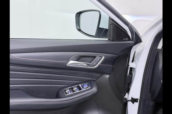 MG EHS 1.5 TGDI Luxury | MEGA COMPLEET!! | PHEV | MEGA COMPLEET! | COMPLETE HISTORIE AANWEZIG | FABRIEKS GARANTIE TM 09-2030| 52km WLTP ELECTR RIJBEREIK, TOTAAL RIJBEREIK TOT 1.000km!
