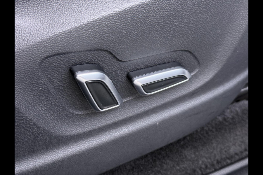 MG EHS 1.5 TGDI Luxury | MEGA COMPLEET!! | PHEV | MEGA COMPLEET! | COMPLETE HISTORIE AANWEZIG | FABRIEKS GARANTIE TM 09-2030| 52km WLTP ELECTR RIJBEREIK, TOTAAL RIJBEREIK TOT 1.000km!