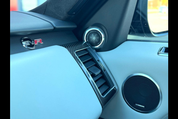 Land Rover Range Rover Sport P575 SVR Full | Panorama | Carbon | Stoelverkoeling | Luchtvering | Alcantara hemel | BTW