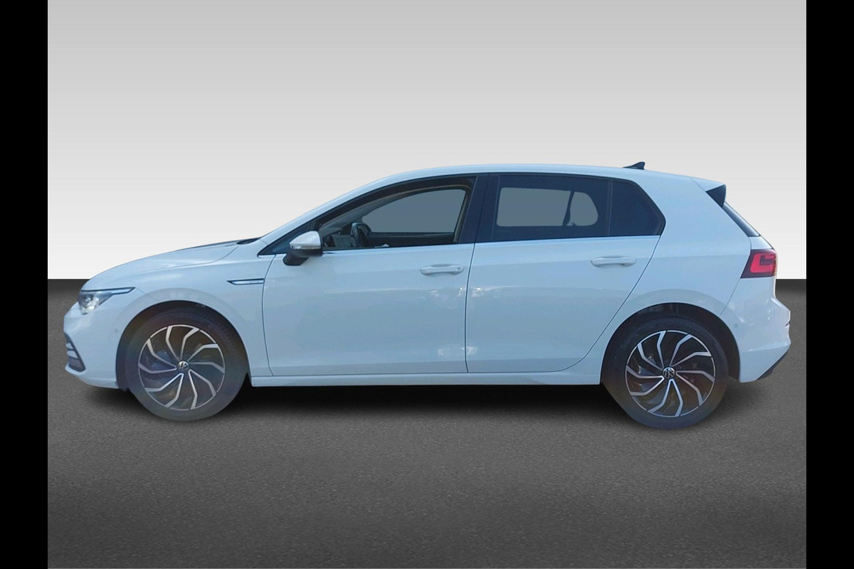 Volkswagen Golf 1.5 TSI Style IQ Light | Memory Seat | Blind Spot | Achteruitrijcamera | Stoelverwarming | Apple Carplay/Android Auto
