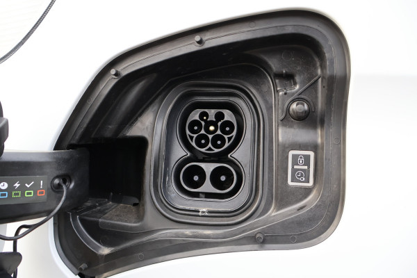 Fiat E-Scudo L3 75 kWh Airco Navigatie Camera (Wordt verwacht)