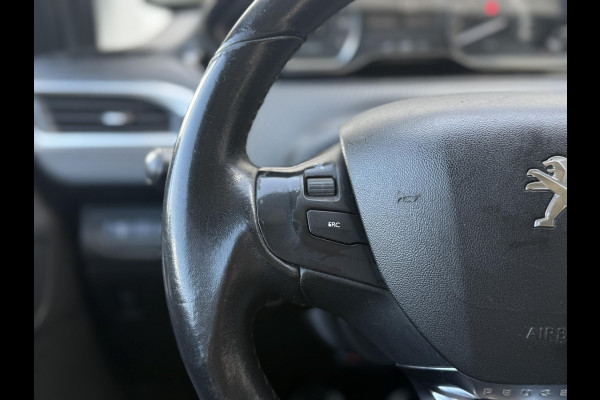 Peugeot 2008 1.2 PureTech Blue Lion Navi|Trekhaak|D-riem v.v. in 2023|Carplay|Cruise|PDC|N.A.P|APK tot 11-2026