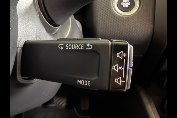 Renault Clio 1.0 TCe Intens | Groot Navi | 360 | Stuur & stoelverwarming | 16" | Carplay | 100% onderhouden!