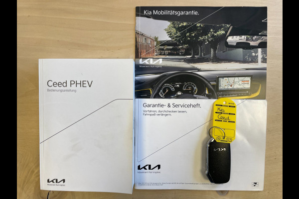 Kia Ceed Sportswagon 1.6 GDI PHEV|PANORAMADAK|AFNEEMBARE TREKHAAK|ACC|ANDROID,CARPLAY|STUUR+STOELVERW|CAMERA|1e EIG|INCL. BTW|