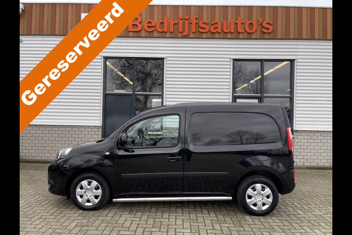 Renault Kangoo 1.5 Blue dCi 95 Work Edition / vaste prijs rijklaar € 13.950 ex btw / bpm vrij / euro 6 / 12.515 km NAP! / 6 versnellingen / trekhaak / airco / cruise / zwart metallic
