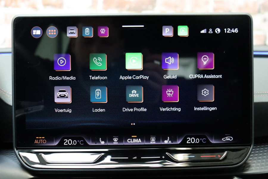 CUPRA Formentor 1.5 TSI e-Hybrid VZ Performance Automaat / Virtual Cockpit / 19 Inch / LED Matrix / Sportstoelen / Adaptieve Cruise Control / Achteruitrijcamera / Extra Getint Glas / Apple CarPlay / Stoelverwarming / Parkeersensoren voor+achter / DAB / Climate Control / Bluetooth