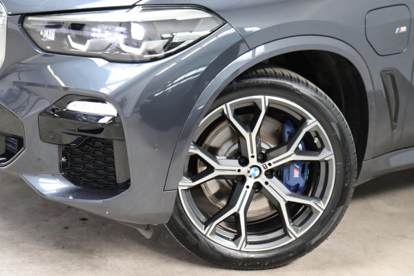 BMW X5 xDrive45e High Executive M Sport Pakket Automaat / Live Cockpit Professional / Panoramadak / Trekhaak / Active Steering / Luchtvering / Exklusiv Leder Nappa / Stoelmassage / Head-Up Display / 21 Inch / Harman Kardon / Driving Assistant / Adaptieve LED-koplamp / Comfortstoelen / Active Protection