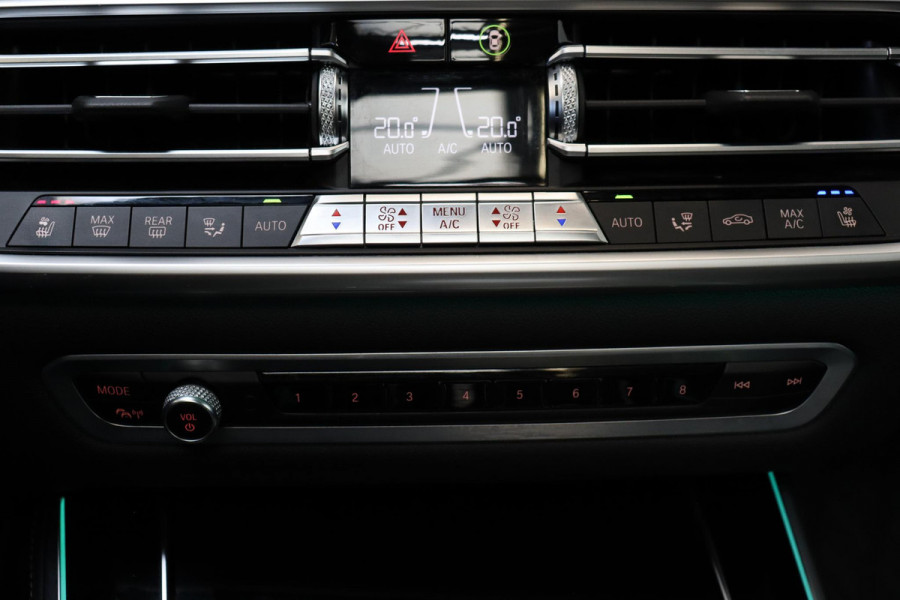 BMW X5 xDrive45e High Executive M Sport Pakket Automaat / Live Cockpit Professional / Panoramadak / Trekhaak / Active Steering / Luchtvering / Exklusiv Leder Nappa / Stoelmassage / Head-Up Display / 21 Inch / Harman Kardon / Driving Assistant / Adaptieve LED-koplamp / Comfortstoelen / Active Protection