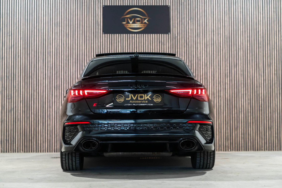 Audi A3 Limousine 2.5 TFSI RS 3 quattro PANO LED VOL