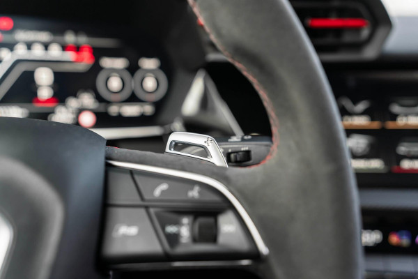 Audi A3 Limousine 2.5 TFSI RS 3 quattro PANO LED VOL