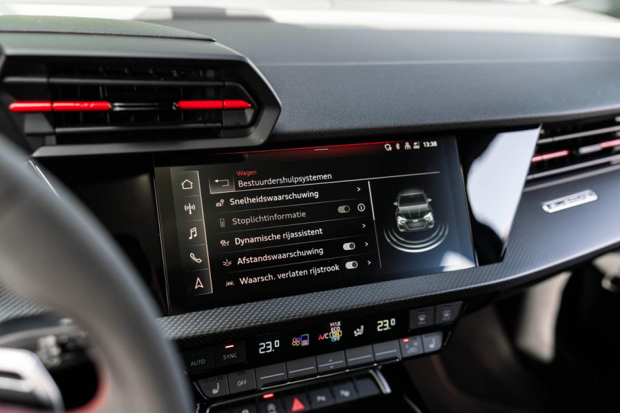 Audi A3 Limousine 2.5 TFSI RS 3 quattro PANO LED VOL