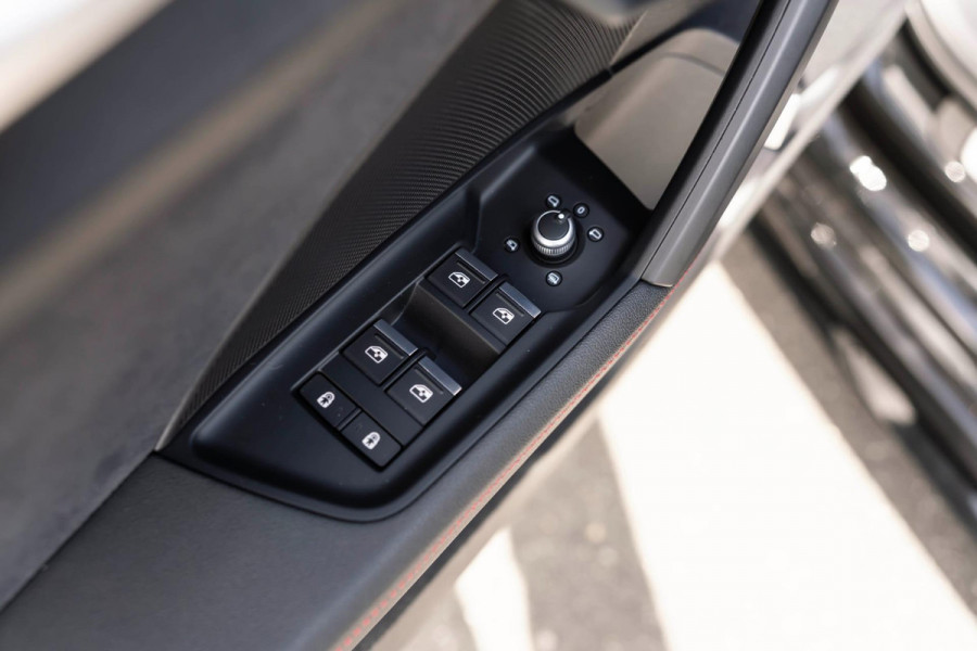 Audi A3 Limousine 2.5 TFSI RS 3 quattro PANO LED VOL