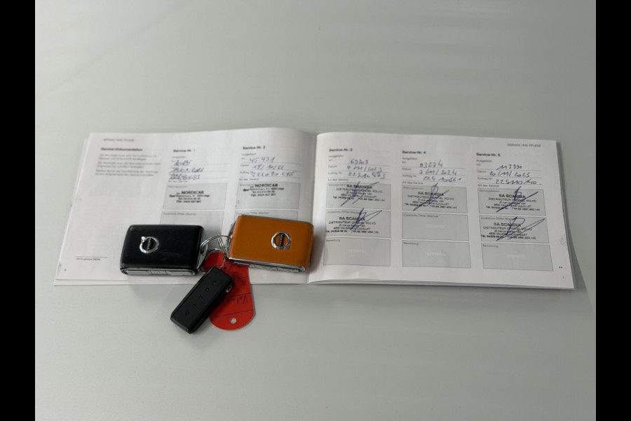 Volvo XC40 1.5 T5 Recharge 262 PK R-Design |H/K|Winterpakket|Cam|Trekhaak