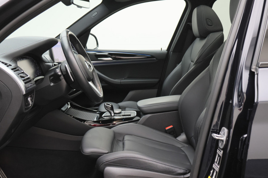 BMW X3 xDrive30e High Executive M-pakket Laser, Panoramadak, Leer, 360° Camera, Apple CarPlay, Head-Up, 20''