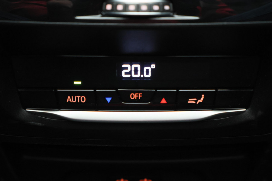 BMW X3 xDrive30e High Executive M-pakket Laser, Panoramadak, Leer, 360° Camera, Apple CarPlay, Head-Up, 20''