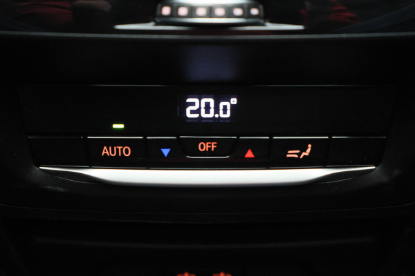 BMW X3 xDrive30e High Executive M-pakket Laser, Panoramadak, Leer, 360° Camera, Apple CarPlay, Head-Up, 20''