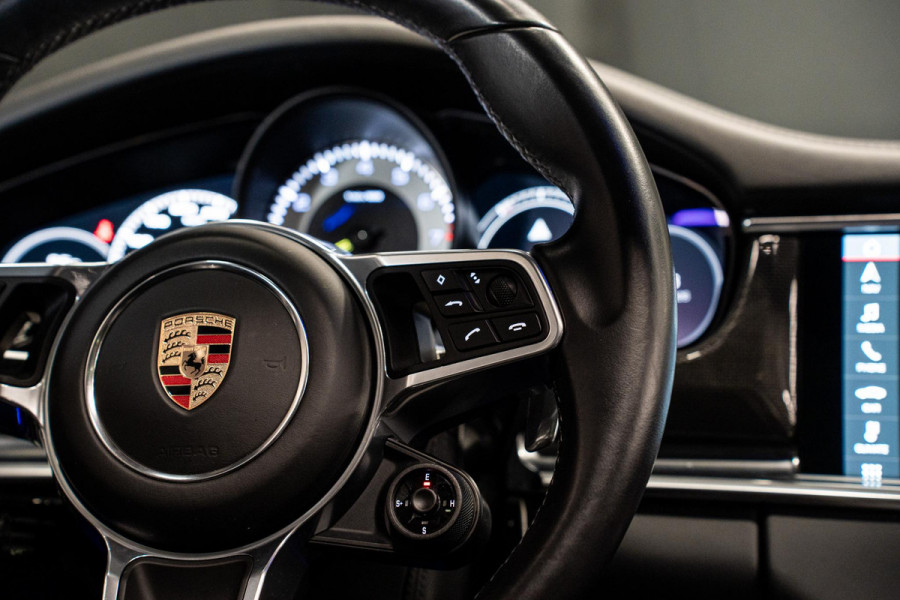 Porsche Panamera Sport Turismo 2.9 4 E-Hybrid *Sport-Design / BOSE / Vierwielbesturing / Stoelventilatie / Soft-Close / Panorama / HUD*