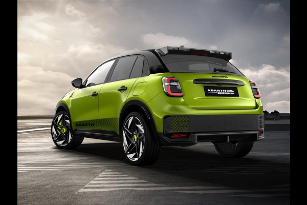 Abarth 600e Competizione 54 kWh | Clima | Adapt. Cruise | Alcantara | Camera | Apple Carplay | Elektr. A-Klep | BSM | Keyless| 20" | Sperdifferentieel | Winter Pack
