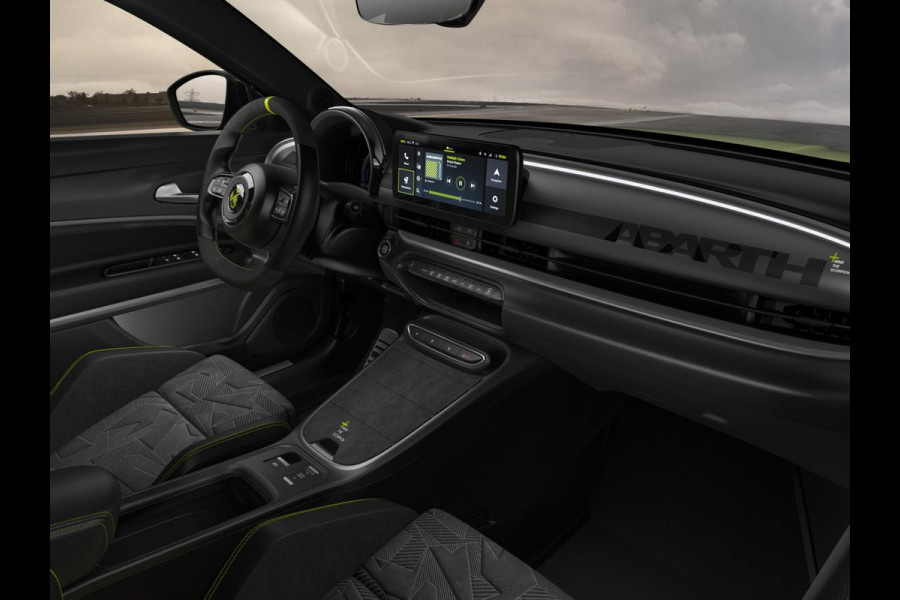 Abarth 600e Competizione 54 kWh | Clima | Adapt. Cruise | Alcantara | Camera | Apple Carplay | Elektr. A-Klep | BSM | Keyless| 20" | Sperdifferentieel | Winter Pack