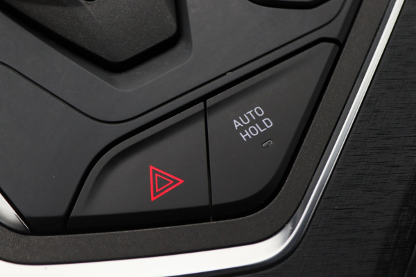 Lynk & Co 01 1.5 Plug-in Hybrid 360° Camera, Panoramadak, Zwarte hemel, ACC, Apple Carplay, DAB, 20''