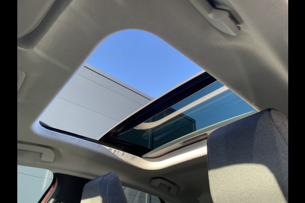 Citroën C4 130pk Shine (Elektrisch Schuifdak - Camera - Keyless Entry - Pack Hifi - Leder - Parkeersensoren V+A - LED - Head up)