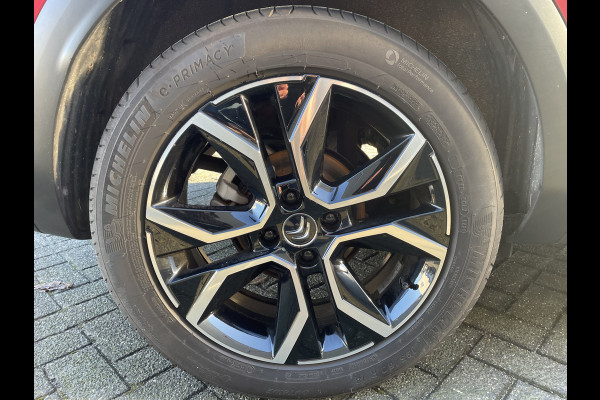 Citroën C4 130pk Shine (Elektrisch Schuifdak - Camera - Keyless Entry - Pack Hifi - Leder - Parkeersensoren V+A - LED - Head up)