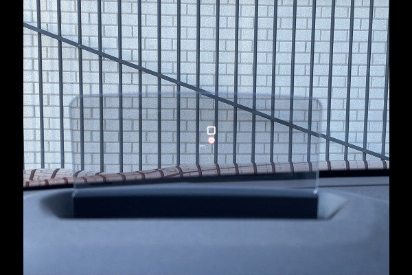 Citroën C4 130pk Shine (Elektrisch Schuifdak - Camera - Keyless Entry - Pack Hifi - Leder - Parkeersensoren V+A - LED - Head up)