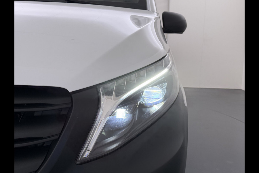 Mercedes-Benz Vito 116CDI Automaat Trekhaak Navi Ecc Cruise Control Euro 6 Camera Bluetooth Sortimo Kasten Stoelverwarming Cruise Control Pdc Lane  Betonplex Vloer Schuifdeur Achterdeuren Licht-/regensensor Zijwind assistent 1e Eigenaar 2.500KG Trekgewicht