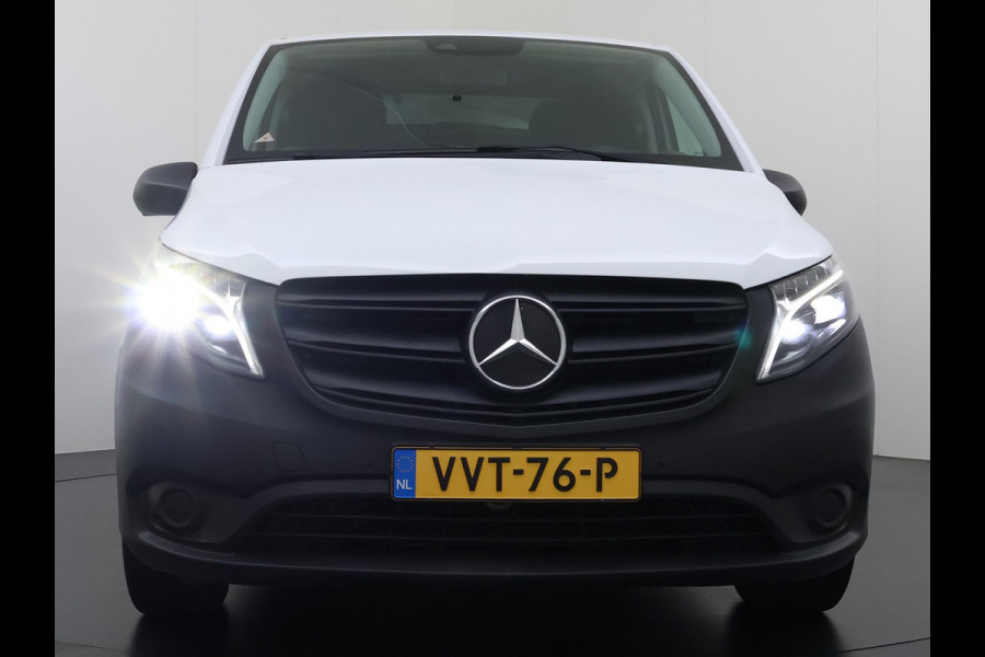Mercedes-Benz Vito 116CDI Automaat Trekhaak Navi Ecc Cruise Control Euro 6 Camera Bluetooth Sortimo Kasten Stoelverwarming Cruise Control Pdc Lane  Betonplex Vloer Schuifdeur Achterdeuren Licht-/regensensor Zijwind assistent 1e Eigenaar 2.500KG Trekgewicht
