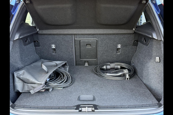 Volvo XC40 1.5 T4 Recharge R-Design Memory|Cam|Winterpakket|Trekhaak